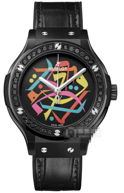 ウブロコピー時計Classic Fusion 565.CM.1199.LR.1200.DWW23、2023年限定モデルが示す、洗練された融合の美学